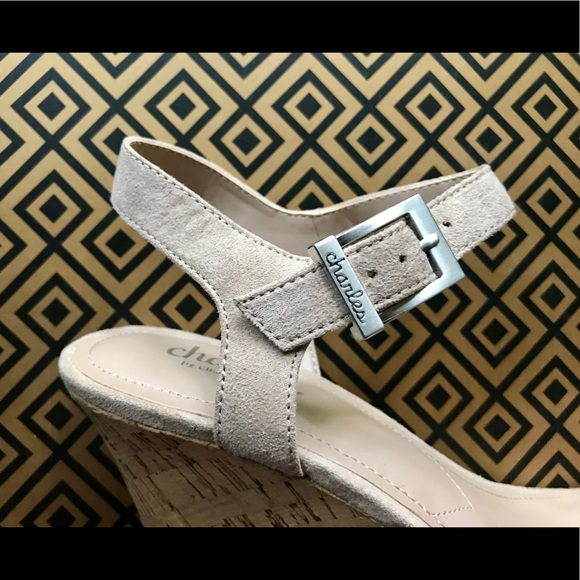 👡 NEW Charles David Wedges 👡 - Picture 2 of 4